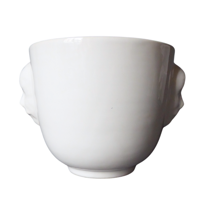 Galleron heads planter