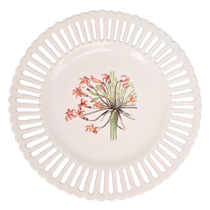 Openwork Bourg-Joly plate with Redouté flower decoration