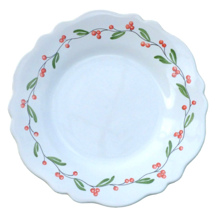 Scalloped Edge Feston plate with Red Berry garland decoration