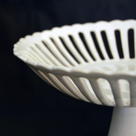 Bourg-Joly Martin straight openwork pedestal basket