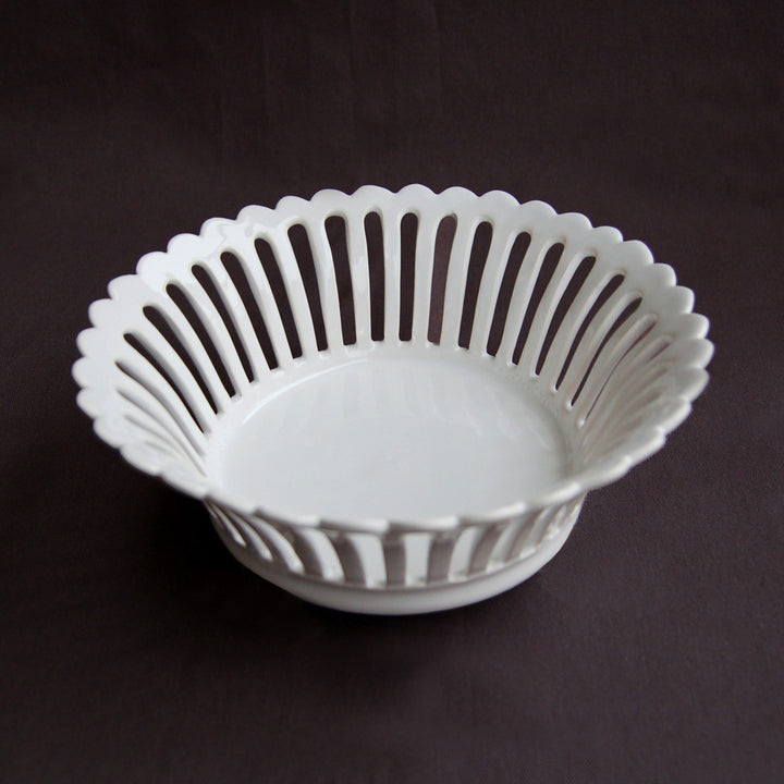 Bourg-Joly openwork basket