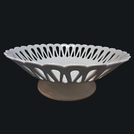 Chevet low footed openwork basket