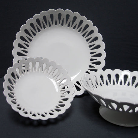 Chevet low footed openwork baskets