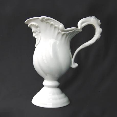 Earthenware Pichet Casque Ovale Jug vase