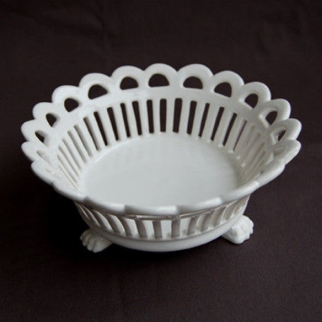 Empire Vezanne claw footed basket
