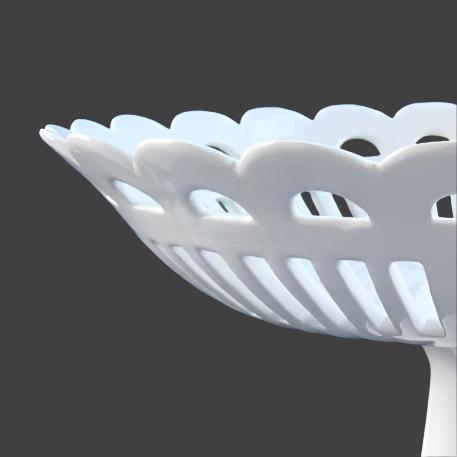 Empire Vezanne high pedestal basket