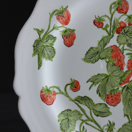 Feston Plate with hand painted Pouplard Fraise decoration