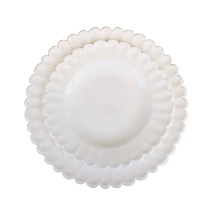 Fluted Godrons plate in white