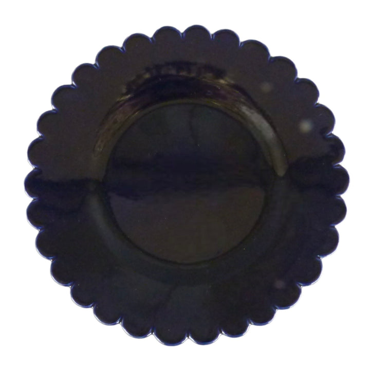 Large Scallop Chevet Pleine plate in navy blue