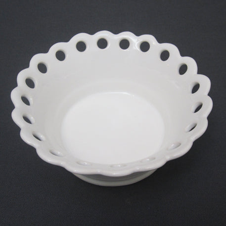 Malicorne Anne scalloped openwork bowl top view