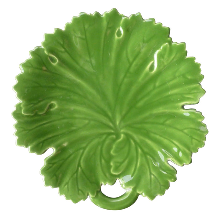 Medium Vine leaf plate in green