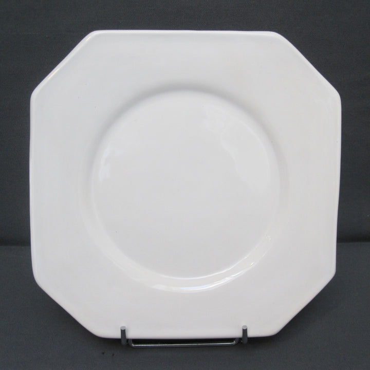 Octogonal Plate in white