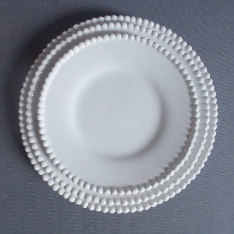 Pearls plate in white