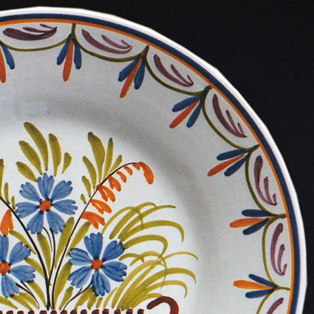 Plain Rim plate with Antique Basket 96 hand painted decoration