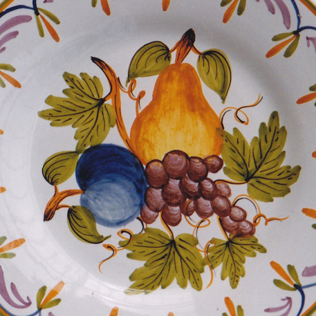 Plain Rim plate with Antique Fruits 79 hand painted decoration