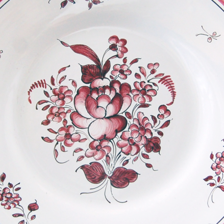 Plain Rim plate with Strasbourg 2 monochrome raspberry hand painted decoration