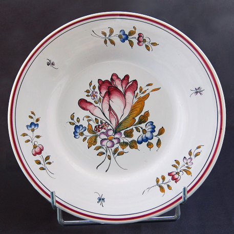 Plain Rim plate with Strasbourg Fleurs 6 hand painted decoration