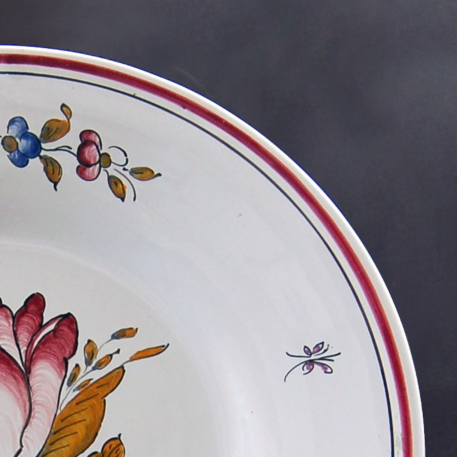Plain Rim plate with Strasbourg Fleurs 6 hand painted decoration