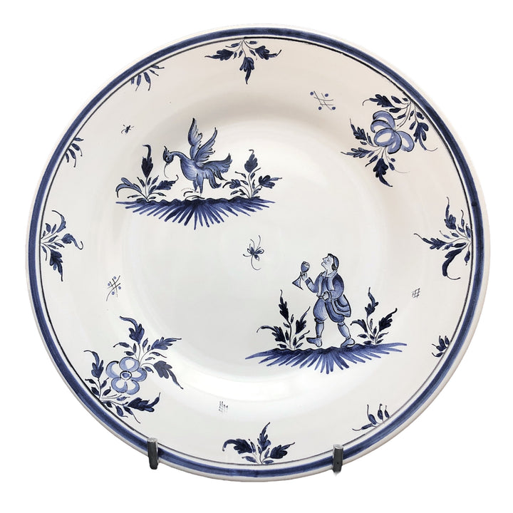 Plain Rim plate with hand painted Moustiers 8 monochrome blue decoration