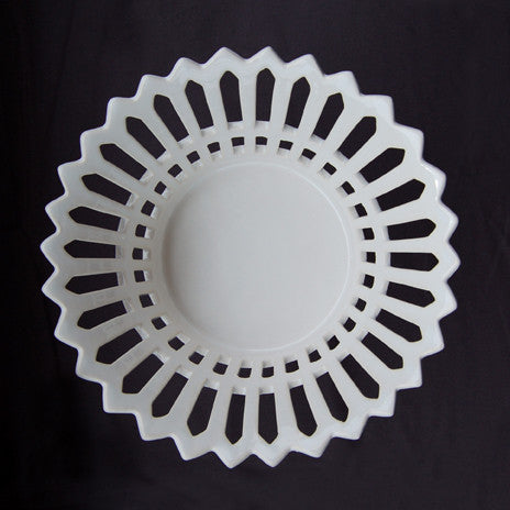 Restauration openwork basket