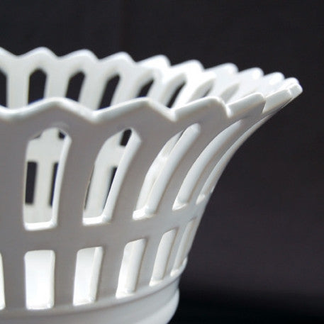 Restauration openwork footed  basket