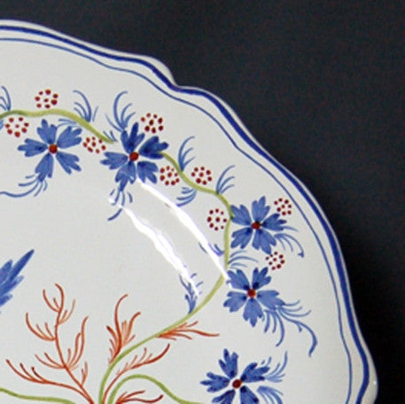 Scalloped Edge Round Feston serving plate with La Rochelle polychrome decor