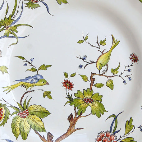 Scalloped Edge Round Feston serving plate with St Omer tree polychrome decor