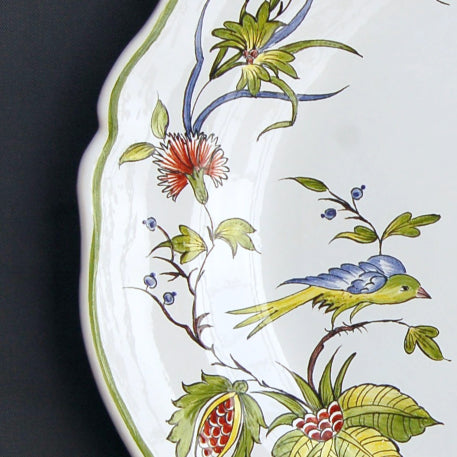 Scalloped Edge Round Feston serving plate with St Omer tree polychrome decor