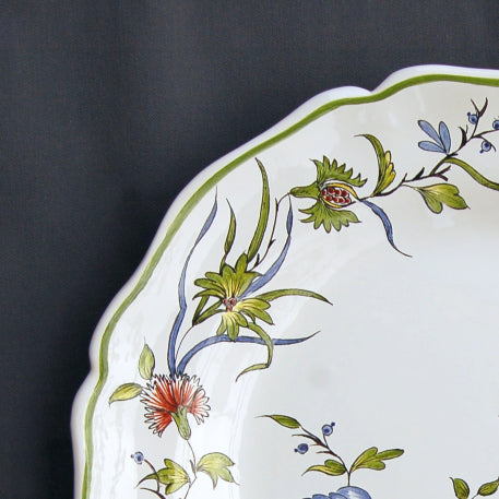Scalloped Edge Round Feston serving plate with St Omer tree polychrome decor