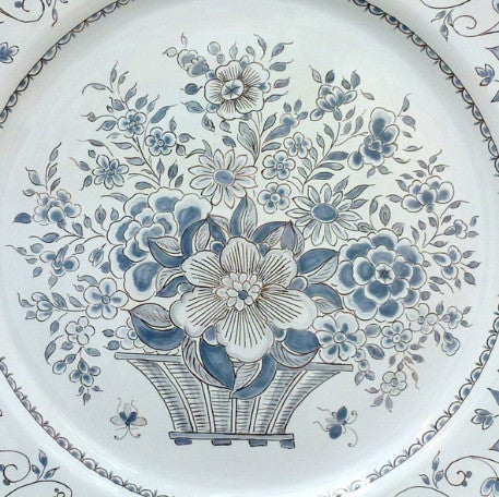 Scalloped Edge Round Feston serving plate with elaborate Delft Basket blue and grey decor