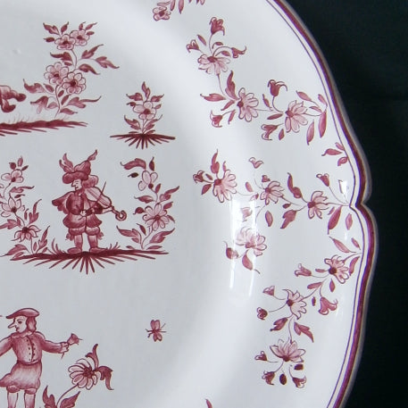 Scalloped Edge Round Feston serving plate with elaborate Moustiers monochrome raspberry decor