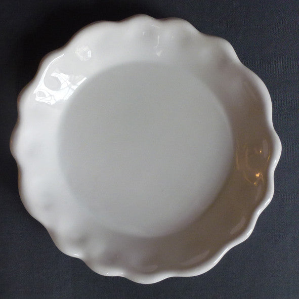 Scalloped edge Feston Louis XV deep plate in white
