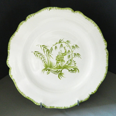 Scalloped edge Feston plate with Chinoiserie 1 'The Merrymaker' Monochrome Green decoration
