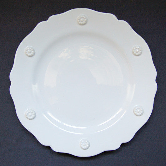 Scalloped edge Feston plate with Pastille motif in white