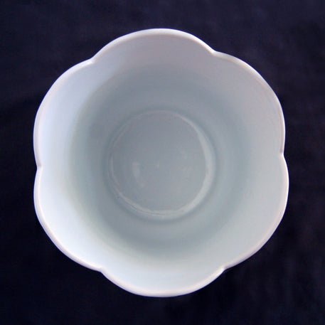 Tulip planter with hand painted Rouen decoration