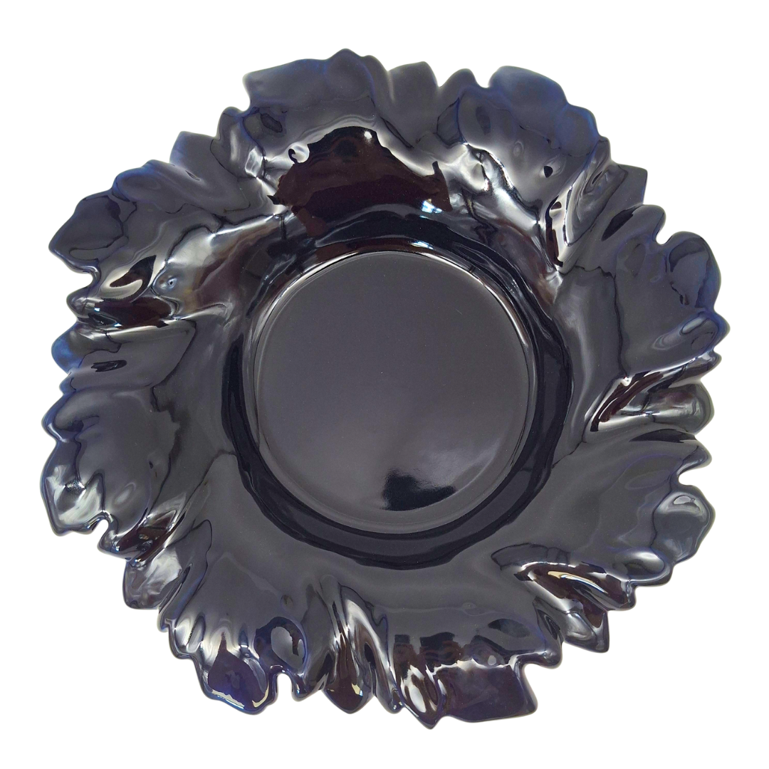 Acanthus leaf shaped round serving dish in navy blue glaze