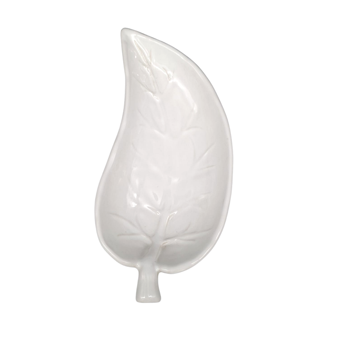 Curved leaf small shallow dish in white