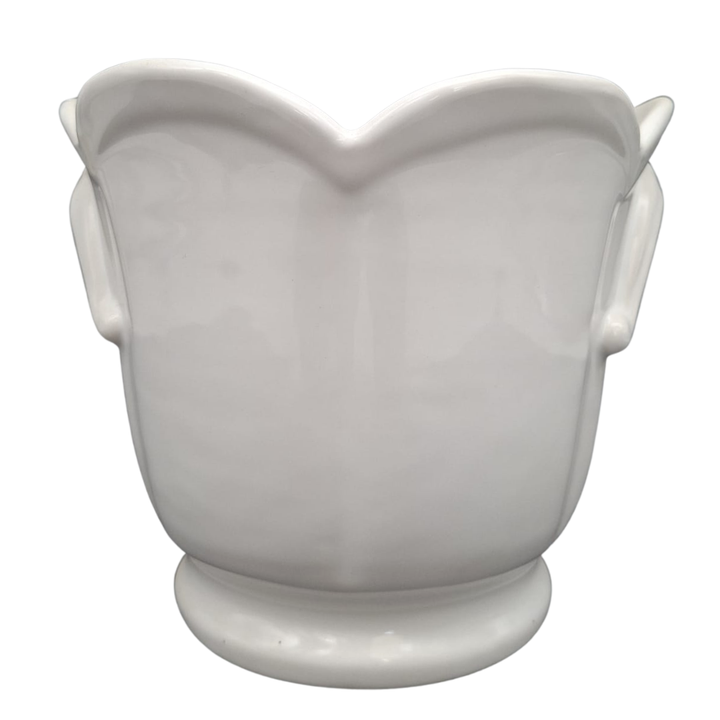 Tulip planter in white
