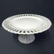 Openwork Bourg-Joly sur pied haut cake plate with a high stand
