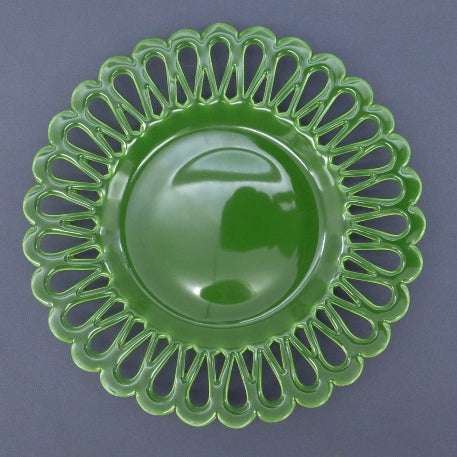 Openwork Chevet plate in green