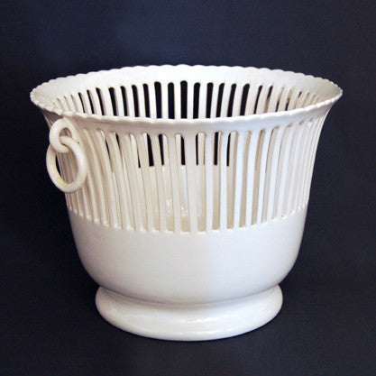 Openwork Bourg-Joly avec anneaux Planter