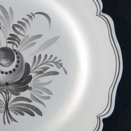 Feston Plate with hand painted decoration Antique Fleurs 92 monochrome grey