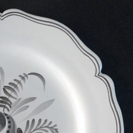 Feston Plate with hand painted decoration Antique Fleurs 92 monochrome grey