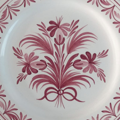 Feston Plate with hand painted decoration Antique Fleurs 94 monochrome raspberry