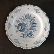 Feston Plate with hand painted decoration Antique Fleurs 1 monochrome blue