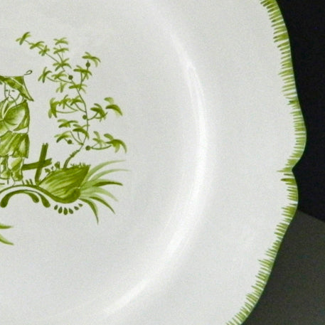 Feston plate with hand painted Chinoiserie 5 'The Fisherman' monochrome Green decoration