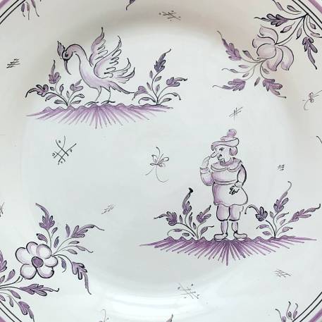 Bord Uni plate with hand painted decoration Moustiers 7 monochrome violet