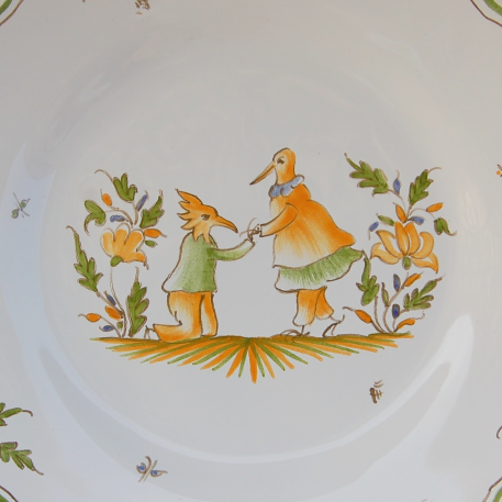 Feston plate with hand painted decoration Moustiers 14