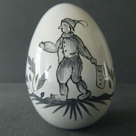 Egg with Moustiers monochrome grey 1 hand painted decoration