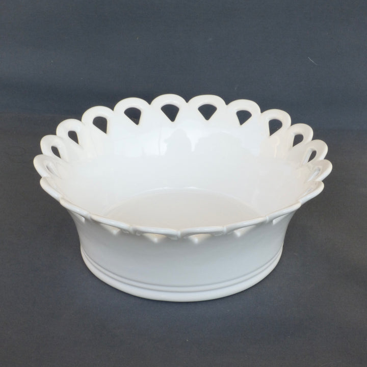 Malicorne Eventail Fan bowl in white with fan shaped cut outs